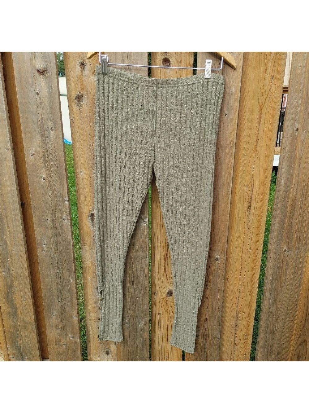 BEARPAW SAGE GREEN Leggings/Base Layer Women's Size Large Ankle Detail